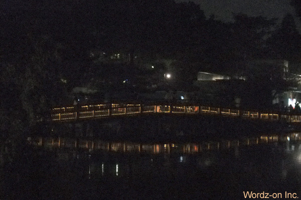 夜の七井橋